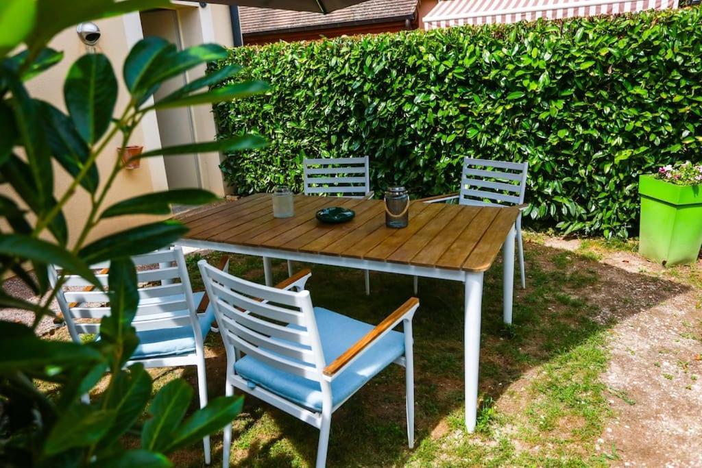 F3 80 M2 Longere Plain Pied Au Centre Auxonne. Villa Ngoại thất bức ảnh